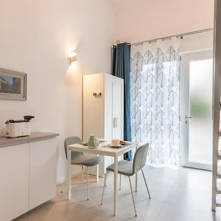 Alisea Tiny House By Pleiades * Livorno